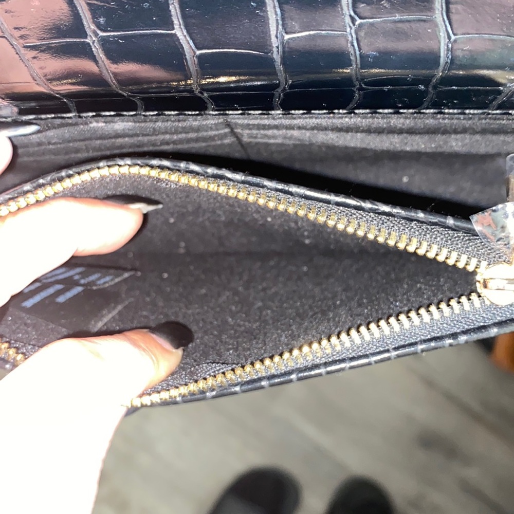 😍😍Brand new Black Bebe purse/clutch 😍😍 - Picture 6 of 10